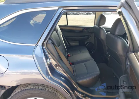 2017 Subaru Outback 3.6R Limited из США, поврежденный, VIN 4S4BSENC2H3416110